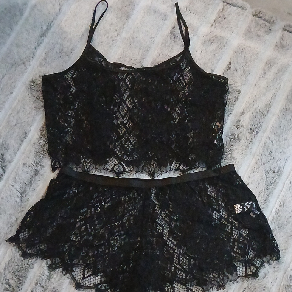VENUS Black Lace Pajama Set